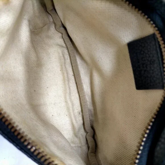 Gucci Waist Pouch Black Leather 450-080725